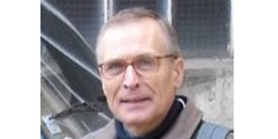 Pour créer des liens il faut être très régulier