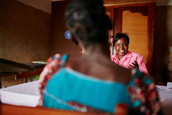 RCA-Suzanne-Sage-Femme2