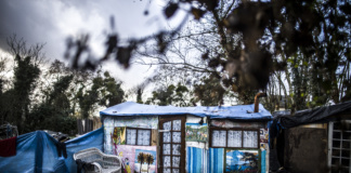 Stop aux instrumentations politiques, revendiquons le droit à être soigné