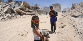 Journal d’une Gazaouie « La mer, son sable, ses délicieux poissons, nos rassemblements et nos rires me manquent »